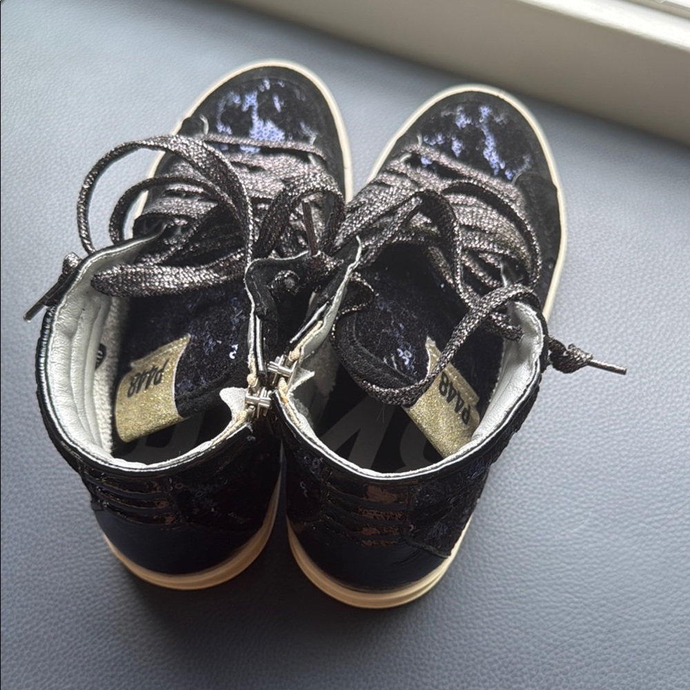 P448 Black Sequins Sneakers